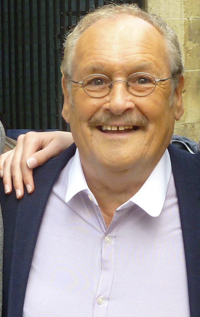 Bobby Ball