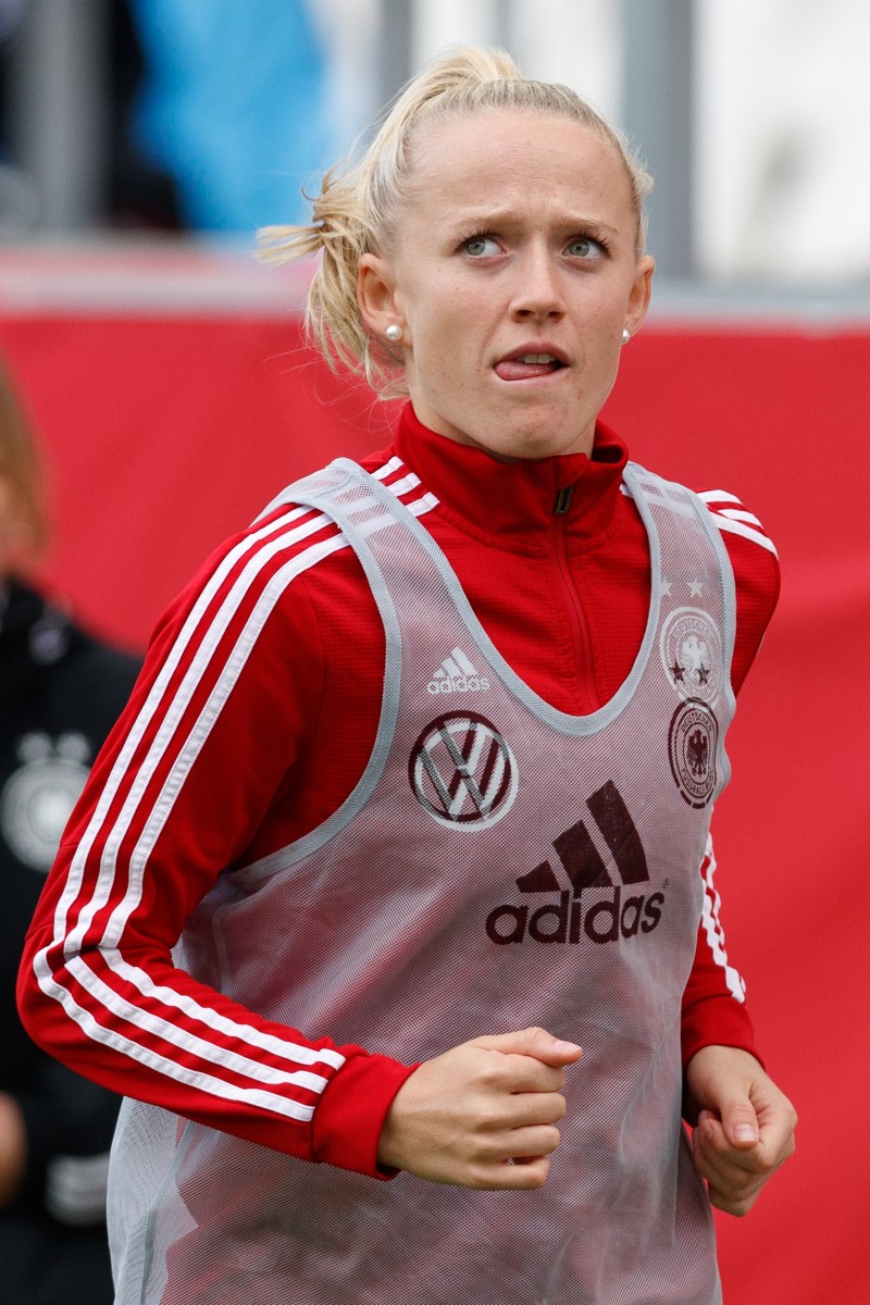 Lea Schüller