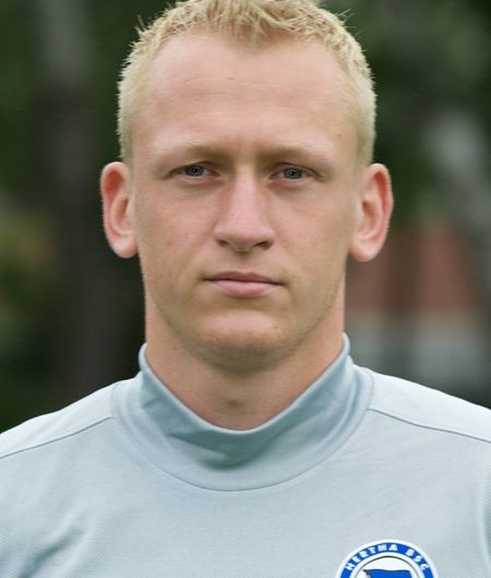 Péter Gulácsi