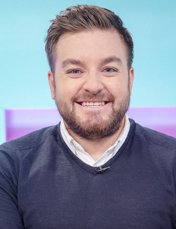 You are currently viewing Alex Brooker