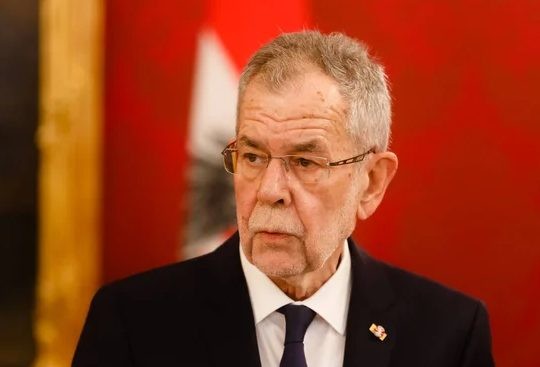 Alexander Van der Bellen