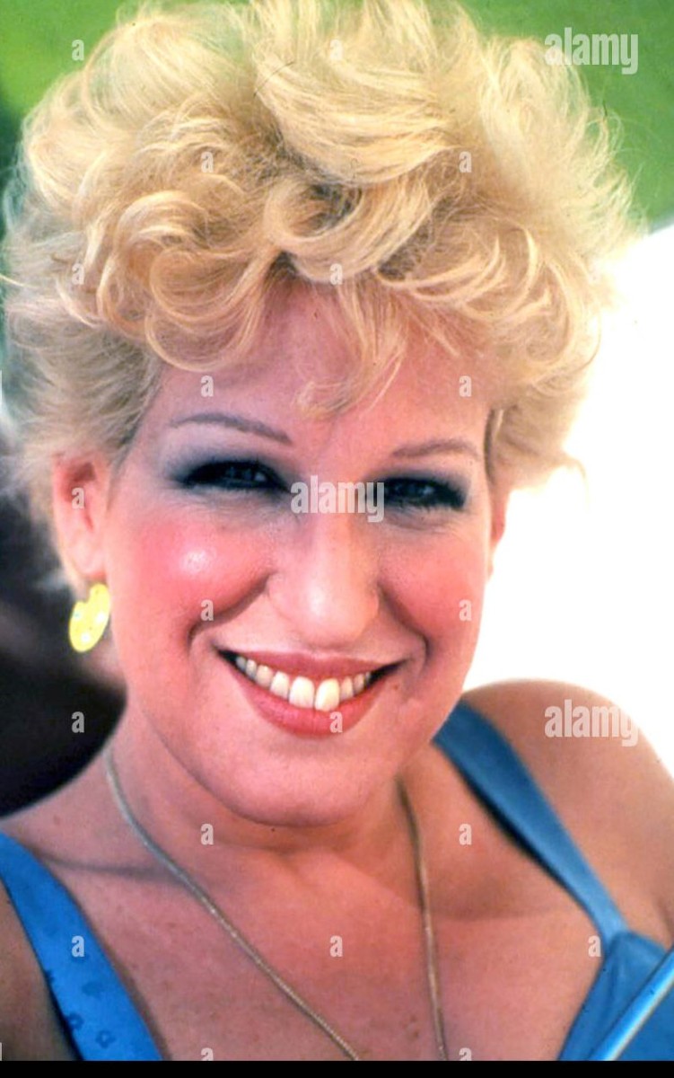 You are currently viewing Bette Midler