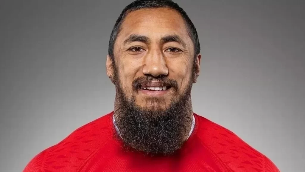 Bundee Aki