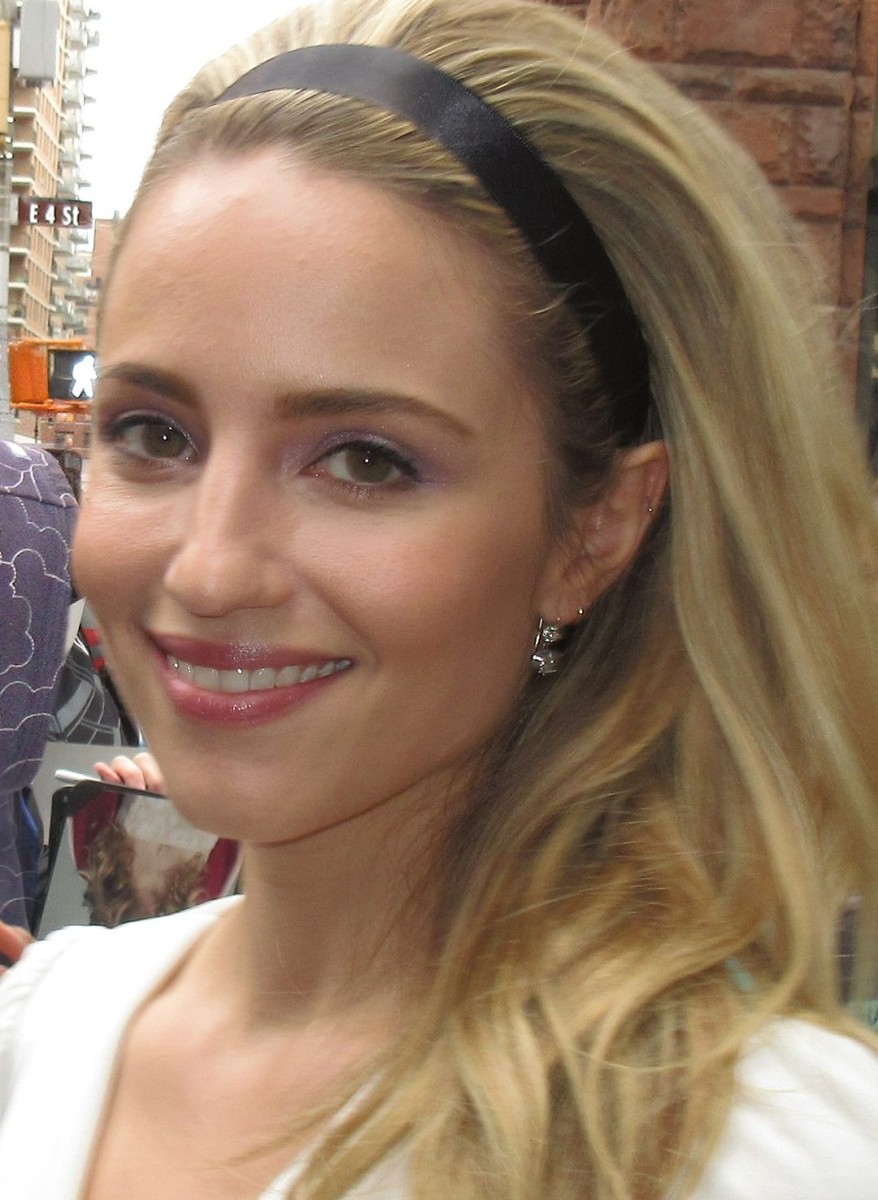 Dylan Moore (TV Actress)