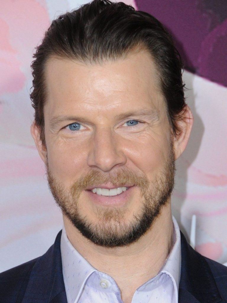 Eric Mabius