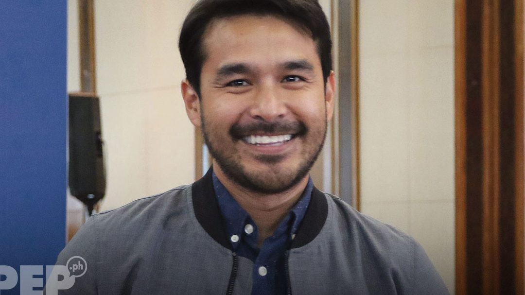 Atom Araullo