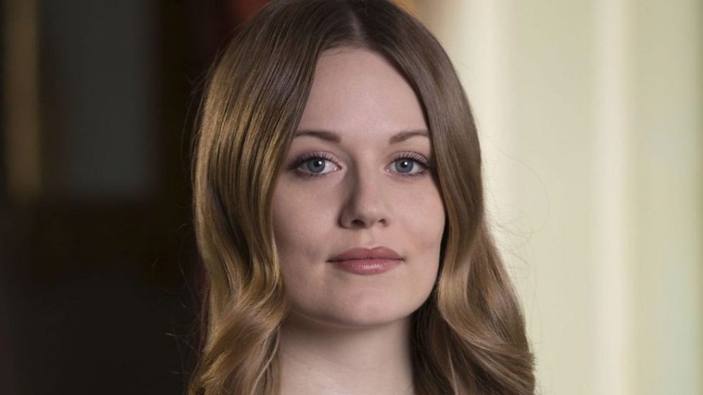 Cara Theobold