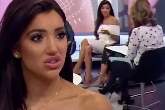 You are currently viewing Chloe Khan