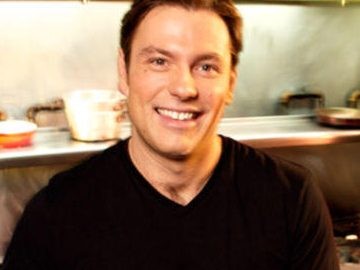 Chuck Hughes (Chef)