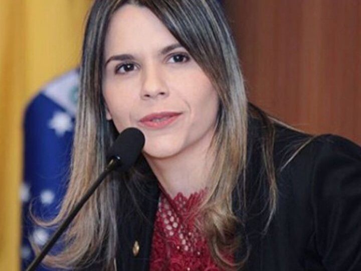 Clarissa Tércio
