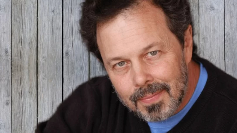 Curtis Armstrong