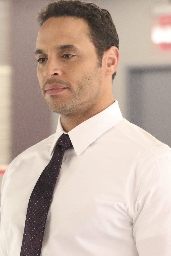 Daniel Sunjata