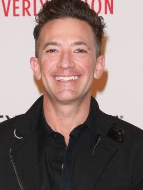 David Faustino