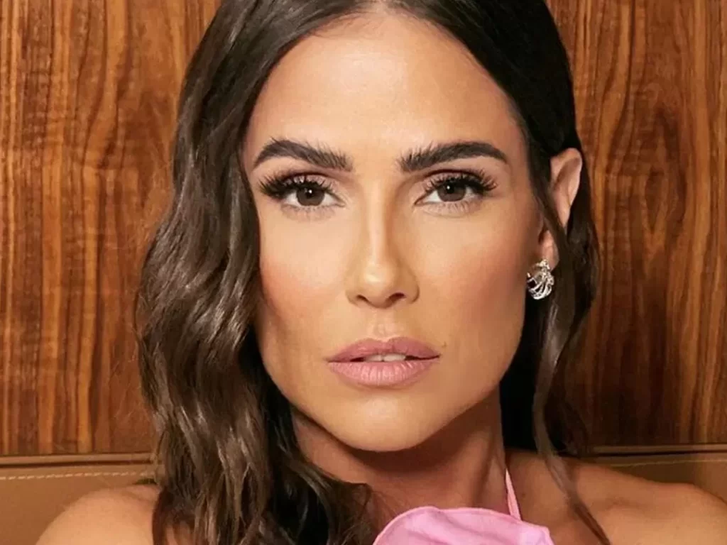 Deborah Secco