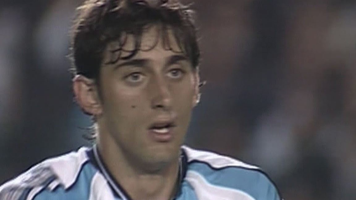 You are currently viewing Diego Milito